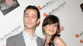 Video of the Day: Zooey Deschanel & Joseph Gordon-Levitt Singing New Year&rsquo;s Eve Song